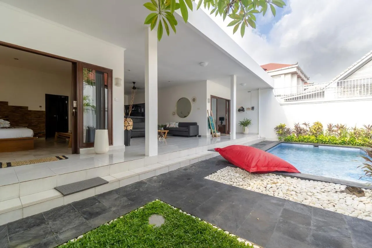 Casa Jinah 2 I Simply Modern Twin Villas Seminyak
