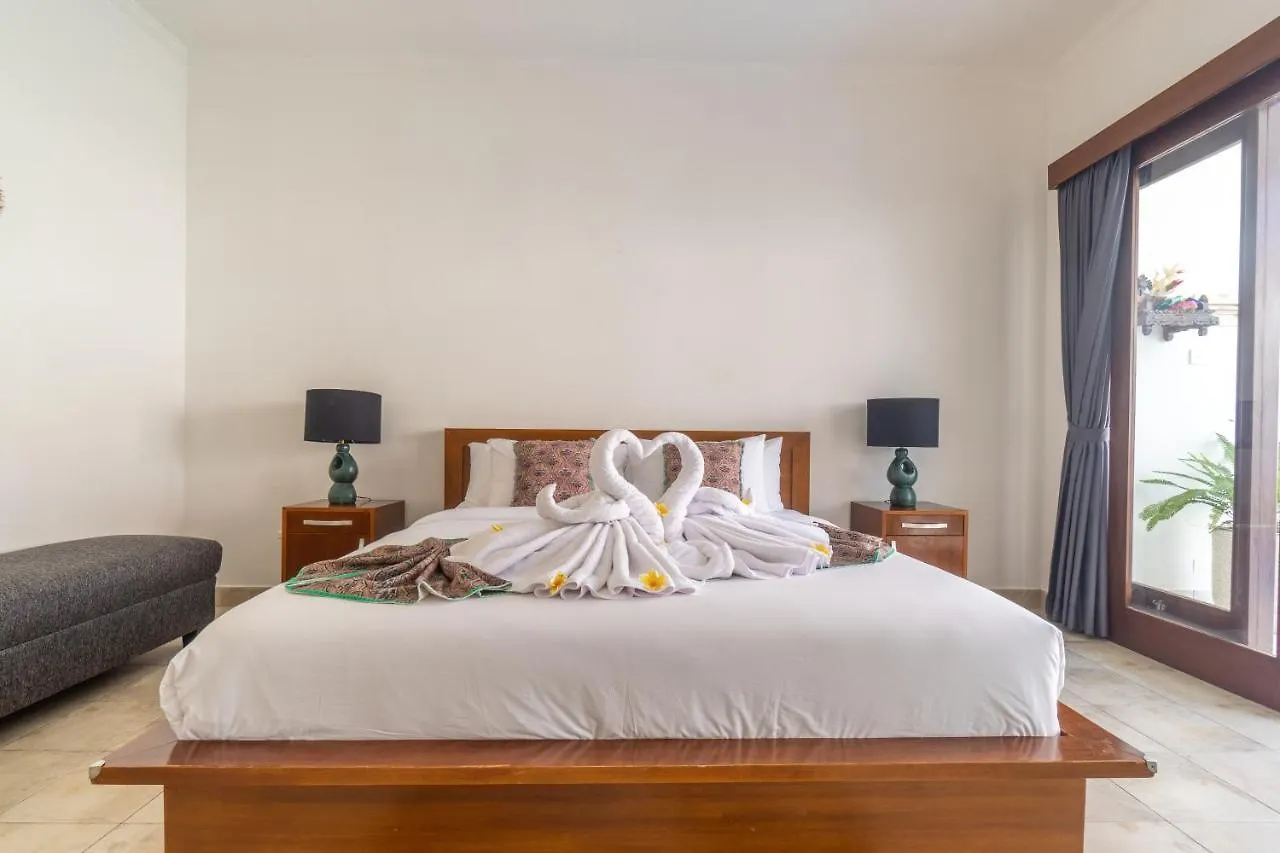 Casa Jinah 2 I Simply Modern Twin Villas Seminyak
